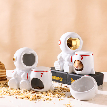 Set ceramic pentru hamster – seria spaceman cu bol pentru mâncare, dozator de apă, cadă și cuib adăpost