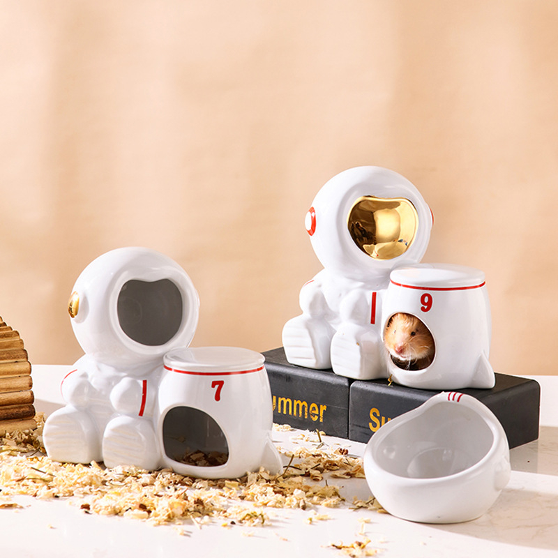 Set ceramic pentru hamster – seria spaceman cu bol pentru mâncare, dozator de apă, cadă și cuib adăpost