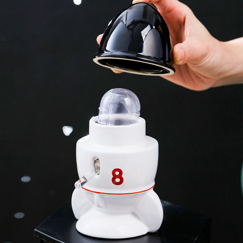 Set ceramic pentru hamster – seria spaceman cu bol pentru mâncare, dozator de apă, cadă și cuib adăpost