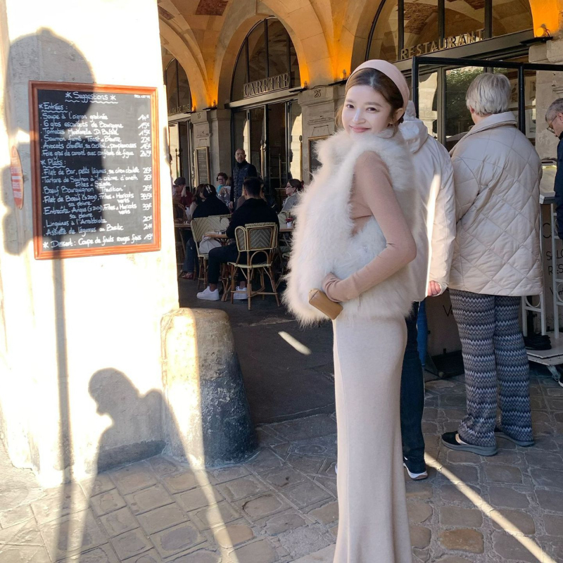 Chanel stil bezrukavnog prsluka, kratka duljina, polu-visoki ovratnik, poliester tkanina