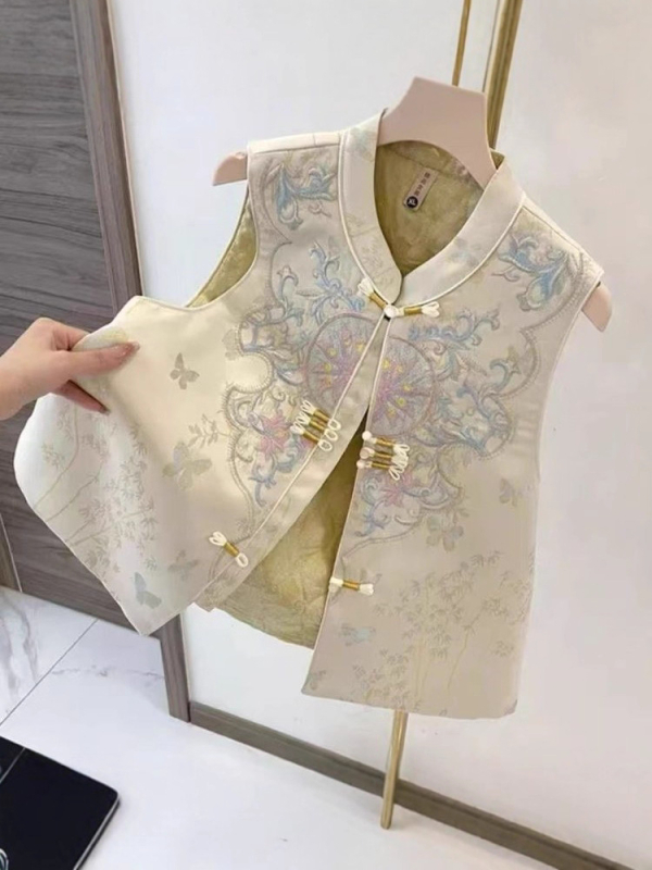 Vesta/Kardigan kineskog stila s jacquard izvezom, 3D efekt, stojeći ovratnik, zatvaranje jednim redom i više kopči, jesenska verzija 2025