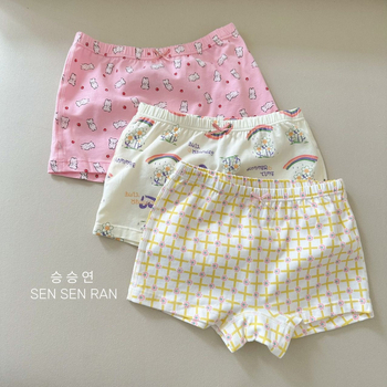 Dječje pamučne gaćice, tri komada, 95% pamuk, 5% elastan, proljeće-ljeto 2024