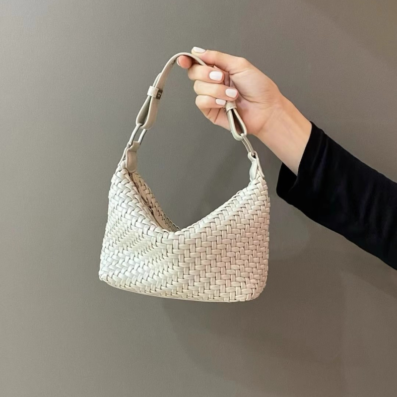 Torba za ruku, ručno pletena, gradski minimalistički stil, PU materijal, horizontalni pravokutni oblik, zatvaranje na zip, skrivena džep sa zipom