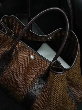 Ženska vintage tkana Tote torba – ulični stil, pamuk i lan; horizontalni kvadratni oblik; magnetsko zatvaranje; unutarnji džepovi za telefon i dokumente