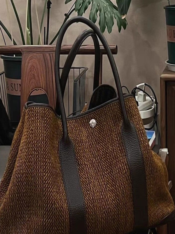 Ženska vintage tkana Tote torba – ulični stil, pamuk i lan; horizontalni kvadratni oblik; magnetsko zatvaranje; unutarnji džepovi za telefon i dokumente