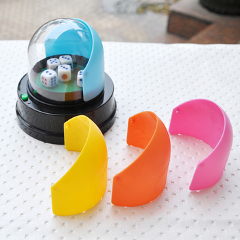 Stroj za kockice za stolne igre – polukružnog dizajna, ABS kućište, paket od 36 komada, obrazovno-interaktivna igra