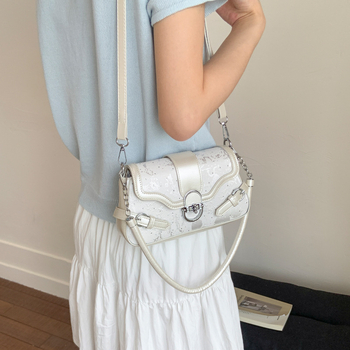 Torba za pazuh sa završnim zatvaranjem, PU koža, vodoravni kvadratni oblik, podstava od sintetičke kože, unutarnji džep sa zatvaračem, proljeće 2025