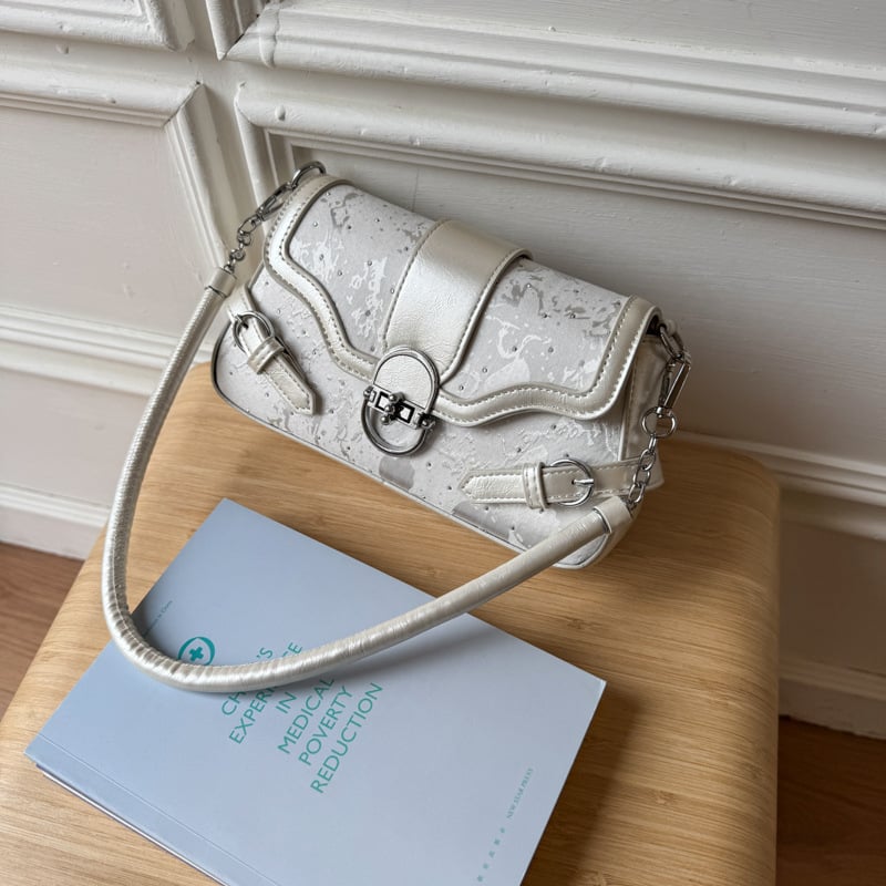 Torba za pazuh sa završnim zatvaranjem, PU koža, vodoravni kvadratni oblik, podstava od sintetičke kože, unutarnji džep sa zatvaračem, proljeće 2025