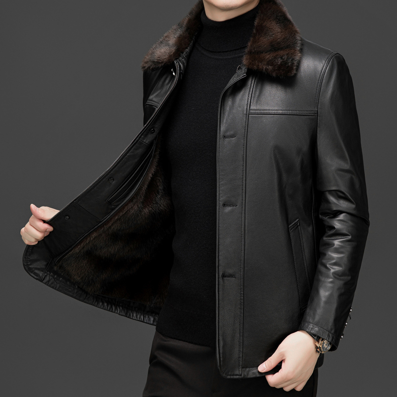Muška jakna od prave teleće kože s odvojivom unutarnjom podstavom od perja i ovratnikom od jagnjeće kože, srednja duljina, zatvarač