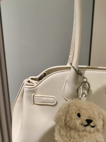 Tote torba PU koža, poliester podstava, zatvarač, proljeće 2025