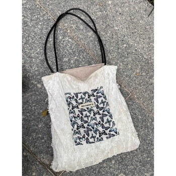 Unisex velurova Tote torba, vodoravni kvadratni oblik, otvoreni vrh, džep sa zatvaračem, poliester podstava, trodimenzionalni vanjski dio, dvostruke naramenice