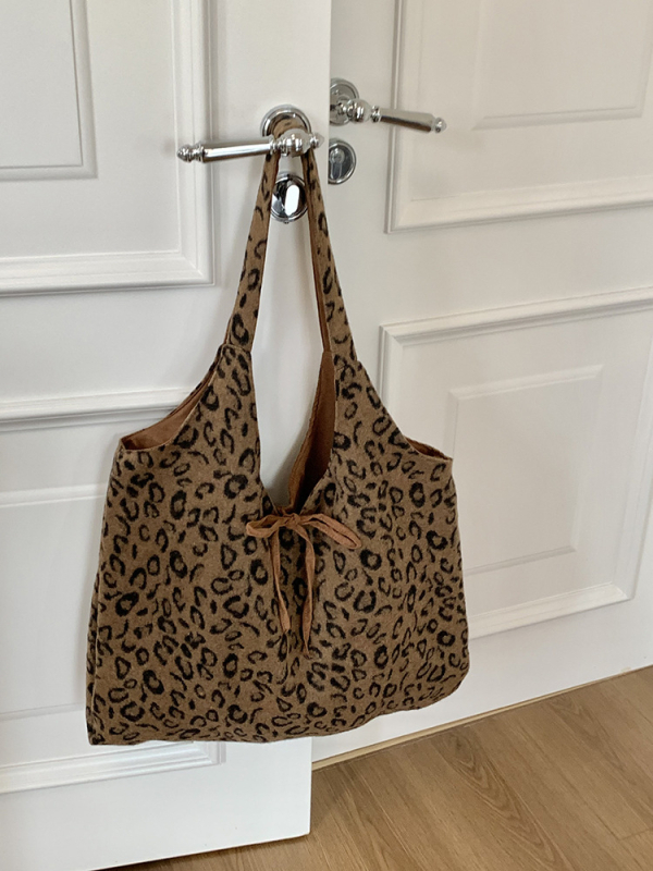 Torba preko ramena sa patch-velurom i dvostrukim leopard printom, unisex, PU materijal, za svakodnevnu upotrebu, jesen 2024