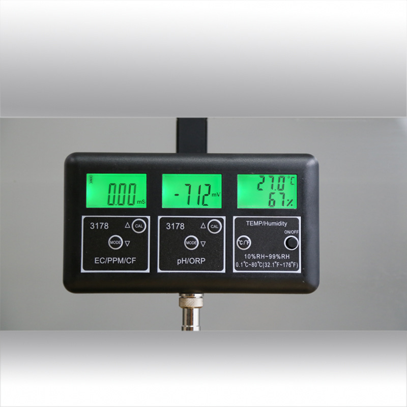 7-v-1 detektor kvality vody - viacparametrálny online monitor RS485, pH 0-14, presnosť 0,01, celková tvrdosť, slanitosť