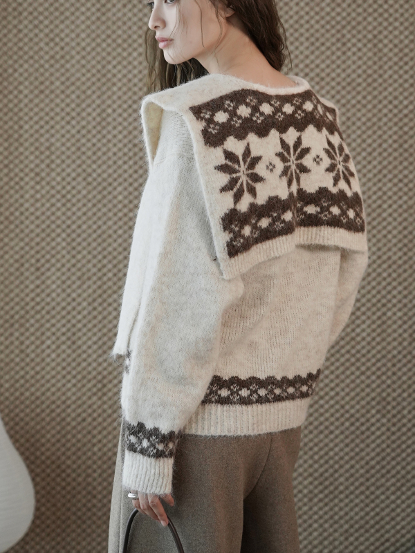 Ženski pulover od vunene smeše, debeo, s kapuljom, dugi rukavi, standardna duljina