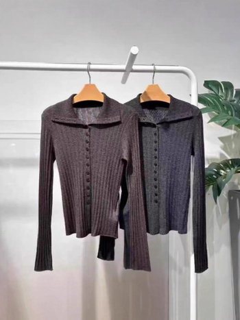 Ženski vuneni pleteni kardigan, mješavina ovčje vune i poliestera (30-50% vune), visok ovratnik, dugi rukavi, zima 2025, elegantan gradski stil