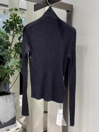 Ženski vuneni pleteni kardigan, mješavina ovčje vune i poliestera (30-50% vune), visok ovratnik, dugi rukavi, zima 2025, elegantan gradski stil