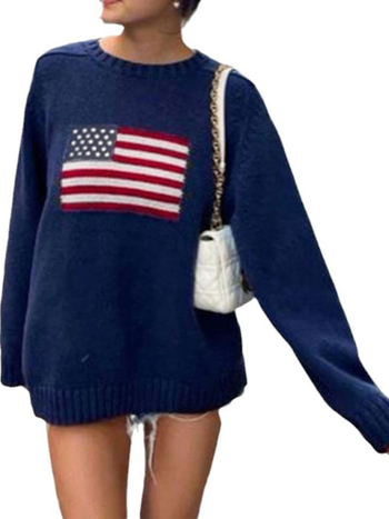 Pulover s kapuljačom, prugasti od pamuka i poliestera, okrugli izrez, uski kroj