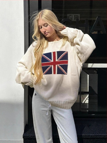 Pulover s kapuljačom, prugasti od pamuka i poliestera, okrugli izrez, uski kroj