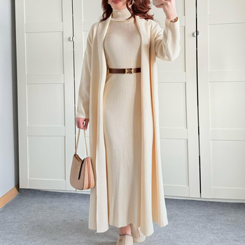 Dvodjelni set pulovera od poliester, uski kroj, visoki ovratnik, dugi rukavi