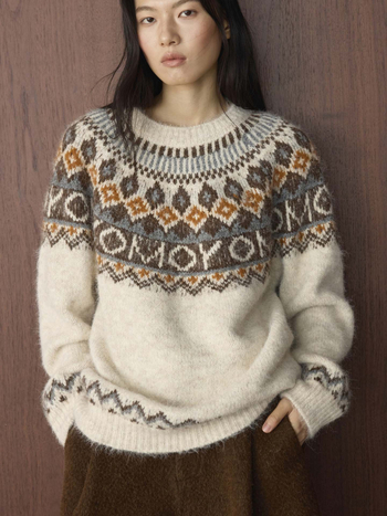 Πουλόβερ από μείγμα μαλλιού με Tweed Fair Isle, στρογγυλή λαιμόκοψη, φαρδιά γραμμή, μοτίο φυτών και λουλουδιών, Χειμώνας 2025, στυλ Ιαπωνο-Κορεατικό χαλάρωσης