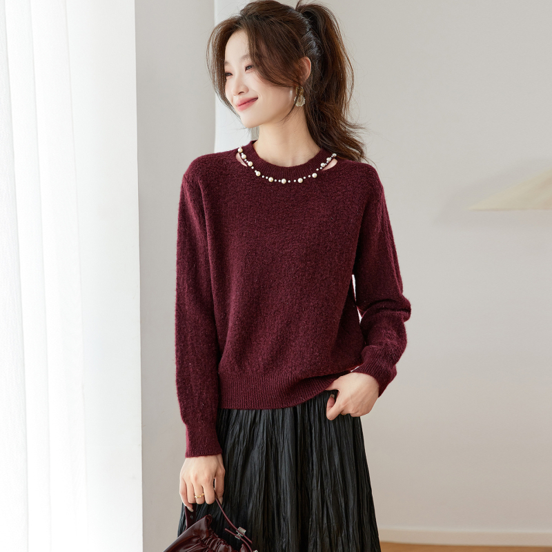 Džemper s okruglim izrezom i ukrasima od perli, slobodan kroj, dugi rukavi, pleteni materijal