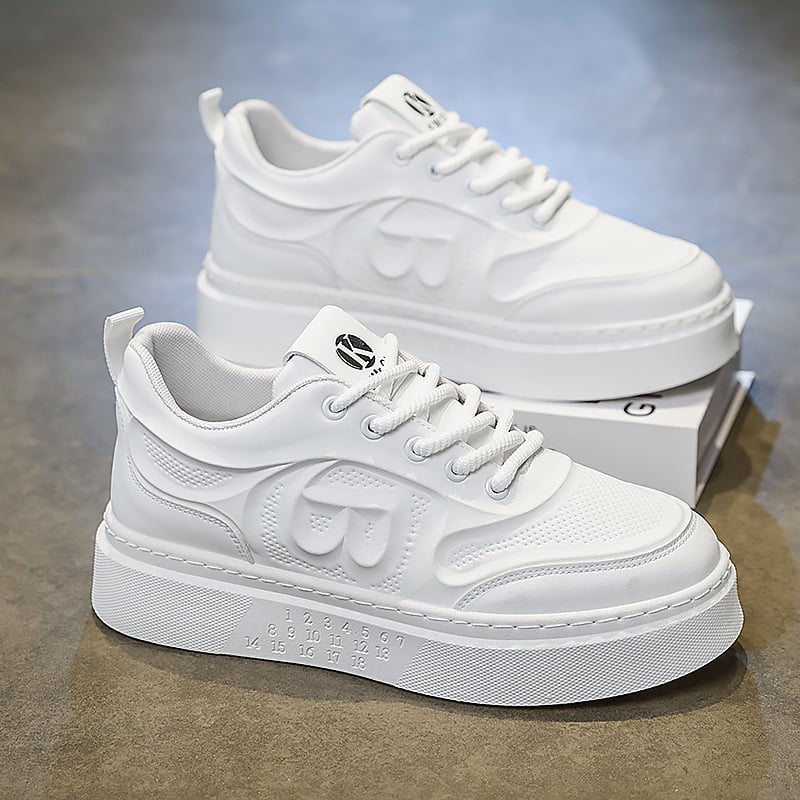 Tenisice s PU gornjim dijelom, PVC potplatom, niski kroj, vezanje, prozračna mrežasta unutrašnjost