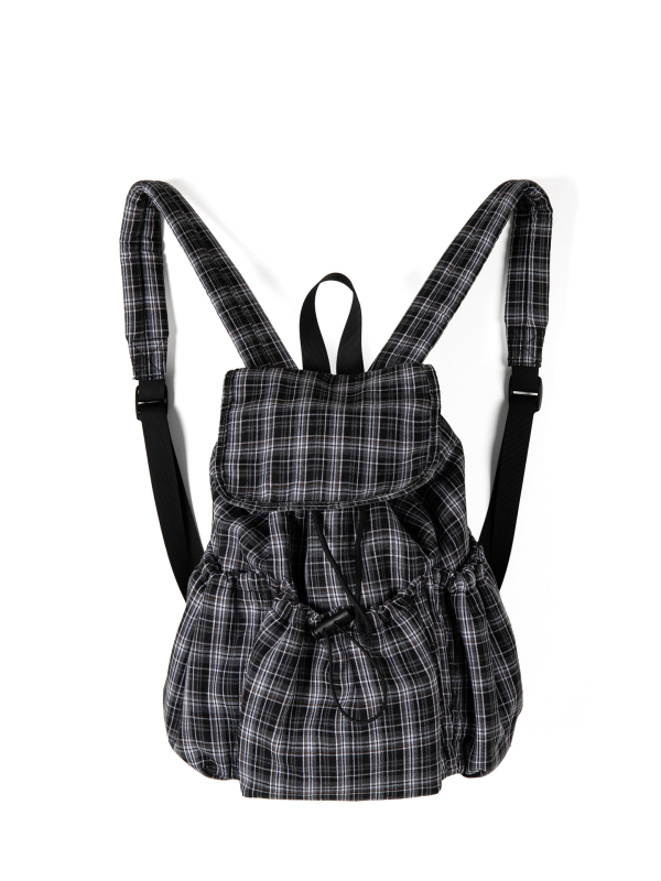 Ruksak u urbanističkom minimalističkom stilu, poliester, magnetska kopča za otvaranje, unutarnji džep sa zatvaračem i džep za dokumente, otporan na habanje