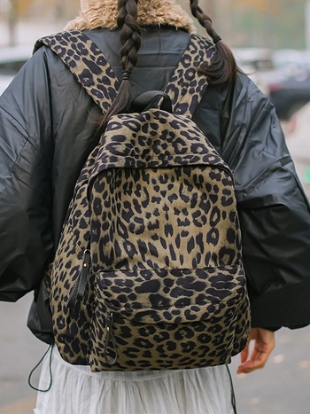 Rucsac pentru studenți cu imprimeu leopar și de vacă – Material PU, căptușeală din poliester, închidere cu fermoar, buzunar interior pentru telefon, ultra-ușor