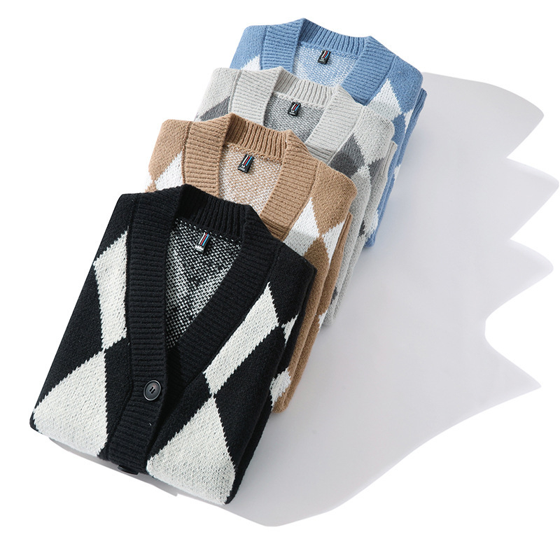 Мъжка безръкавна плетена жилетка в корейски стил, V-образно деколте, свободен силует, тънка плетка, вълна 30–35%