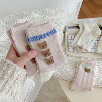 Dámske ponožky z Rabbit Hair, vzor Anime Cartoon, Mid-Calf dĺžka, odvádzajú pot, pletené jednou ihlou