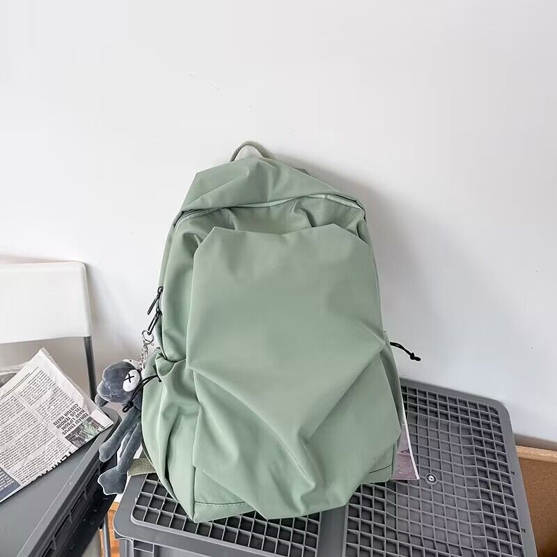 Kadimu unisex najlonski ruksak za kampus – Velika kapaciteta, Kompatibilan s laptopom, Zakrivljene naramenice, Gradski minimalistički stil
