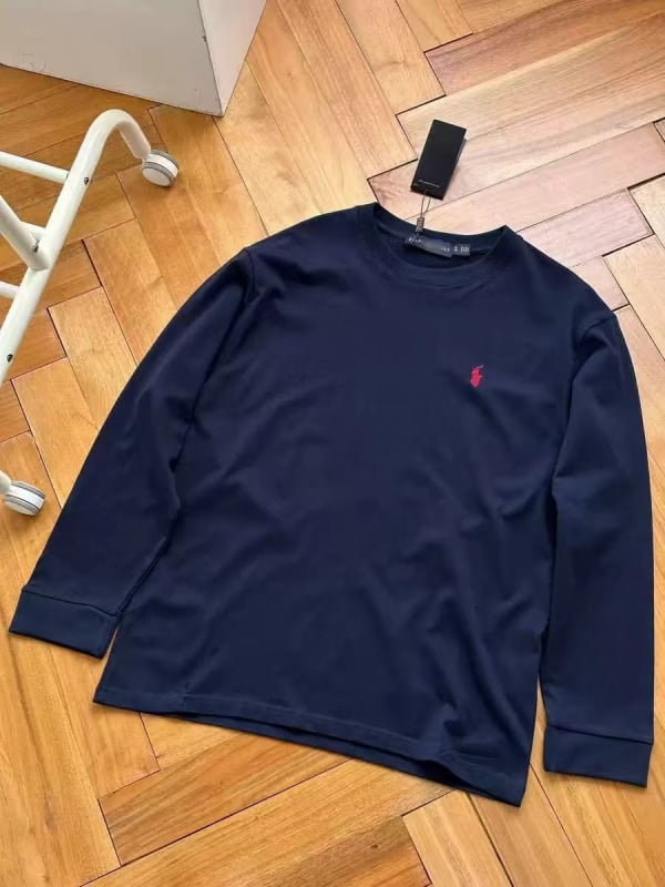 Тениска с дълъг ръкав от чист памук, кръгло деколте, с лого на марката, тегло 180–250 г