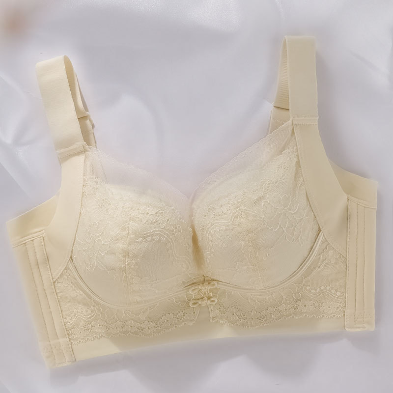 Melltartó 3/4 kosárral, közepes formázott kosár, csipke, acélgyűrű nélkül, hátul négy sor kapocs