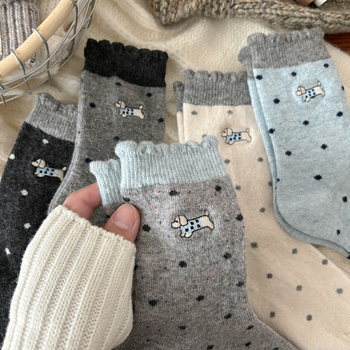 Dámske ponožky z vlny s vyšívaným šteniatkom, stredne dlhé, kórejský štýl, bodkovaná čipka