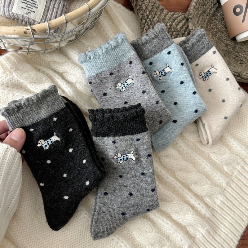 Dámske ponožky z vlny s vyšívaným šteniatkom, stredne dlhé, kórejský štýl, bodkovaná čipka