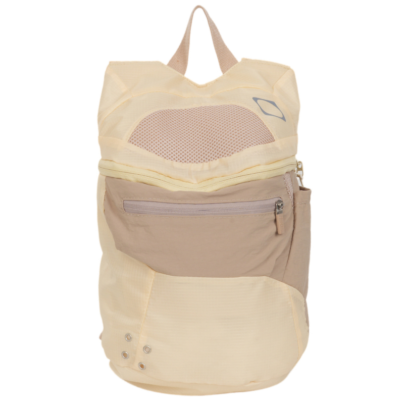 Unisex outdoor ruksak za planinarenje, sklopivi, vodootporan, kapacitet ispod 20 L, pogodan za 13-inčni prijenosnik
