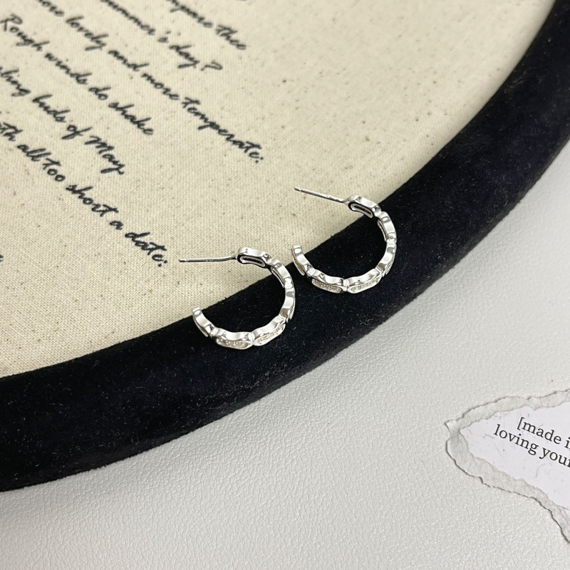 Fülbevalók — réz test + 925 ezüst fülstift, elektroplatírozott felület, könnyed luxus stílus