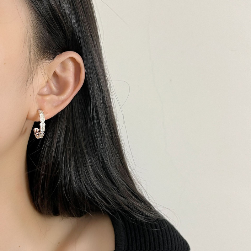 Fülbevalók — réz test + 925 ezüst fülstift, elektroplatírozott felület, könnyed luxus stílus