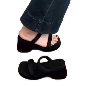 I-oblik papuče, debeli pet 3–5 cm, pjena guma potplat, PU ulošak, prst u obliku ribljih usta