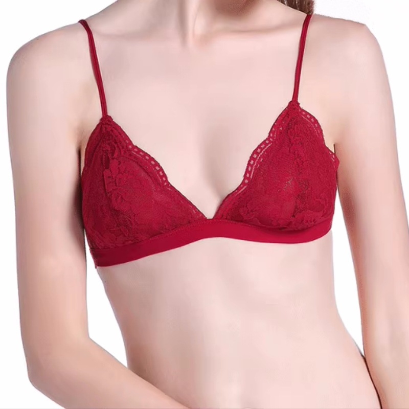 Σουτιέν με τρίγωνες cups, δαντελωτό ύφασμα, υπερλεπτές μορφοποιημένες cups, επένδυση από βαμβάκι, σταθερές διπλές τιράντες