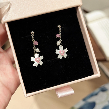 Bakreni naušnice, lagani luksuzni stil, elektroplating završni premaz, 925 srebrni ušni postovi, oblici: srce, cvijet, geometrijski, životinje