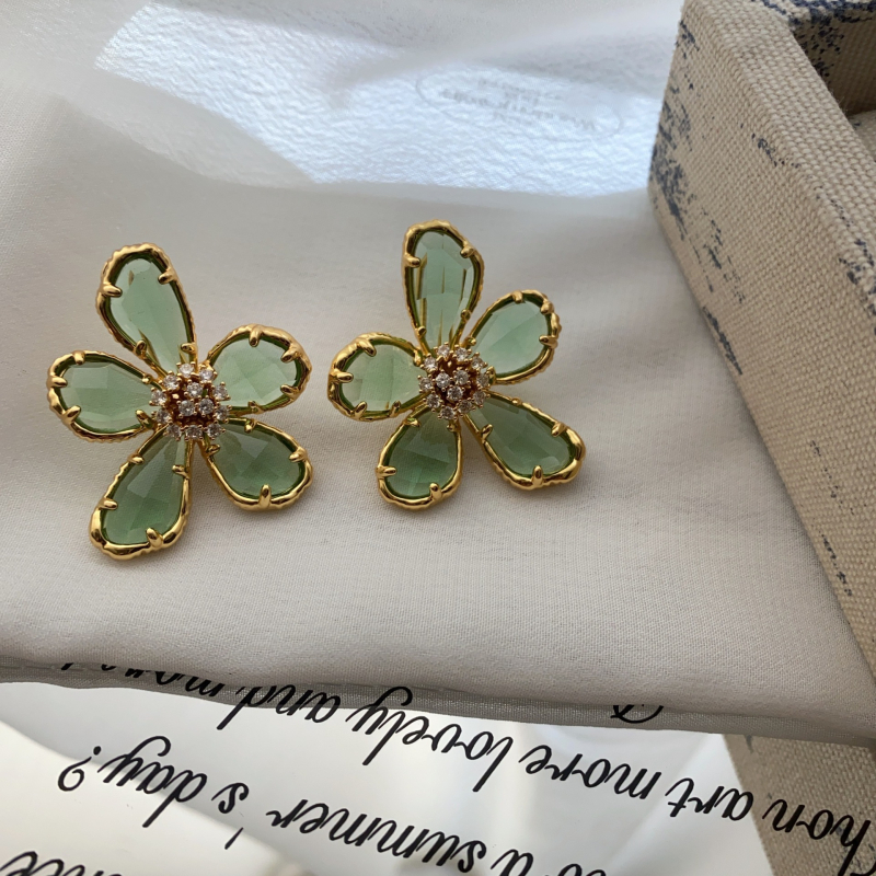 Bakreni naušnice u obliku cvijeta s kamenčićima, 925 srebrne iglice za uho, proljeće 2025