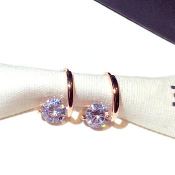 Naušnice | Korejski stil, Legura, Dijamantna obrada, Geometrijski dizajn, Marka Kapyya