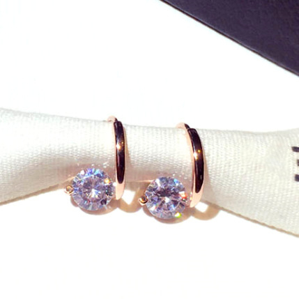 Naušnice | Korejski stil, Legura, Dijamantna obrada, Geometrijski dizajn, Marka Kapyya