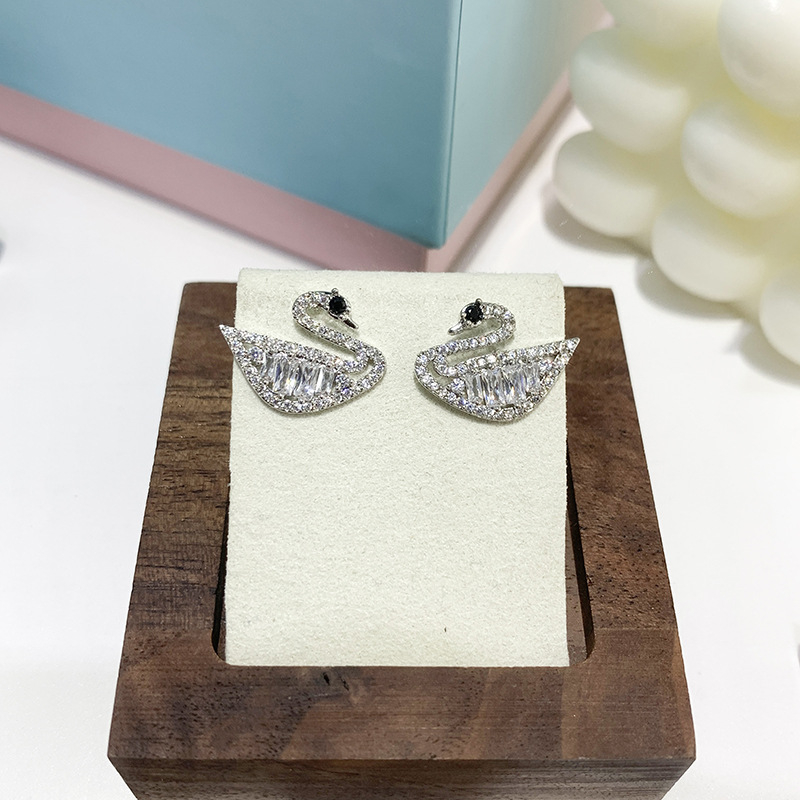 Ženske naušnice s cirkonom, geometrijski oblik, elektroplakiranje, lagani luksuz