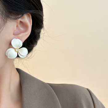 Naušnice s dijamantima u obliku cvijeta, od srebra i bakra, lagani luksuz, svakodnevni stil za žene