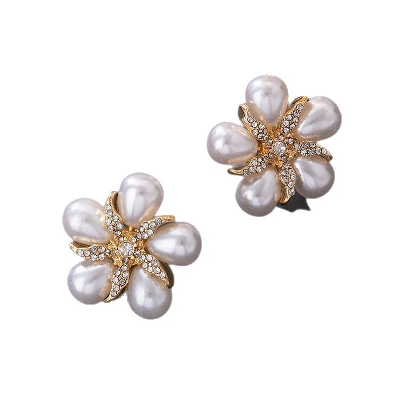 Naušnice s umjetnim perlama i dijamantnim ukrasom u obliku cvijeta, s iglom od nehrđajućeg čelika, visoke klase