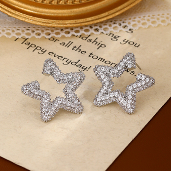 Réz Csillag Alakú Fülbevaló Cirkóniával Nőknek – Divat Ékszer, Csillag Formájú, Nyár 2025