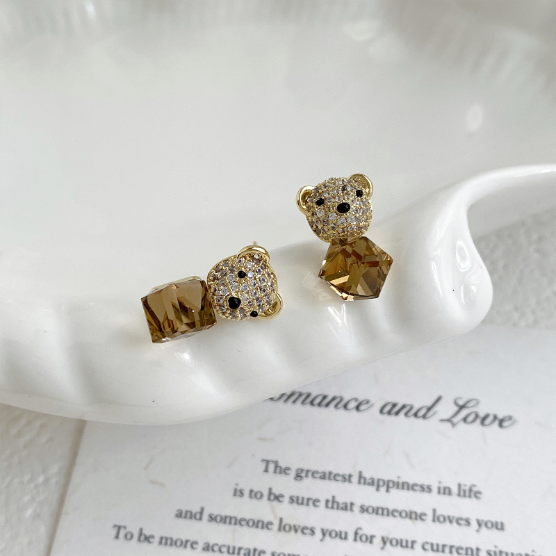 Fülbevalók kismedve formájú, rézötvözet alapú, ezüst 925 tűvel, elektroplakálás, könnyed luxus stílus