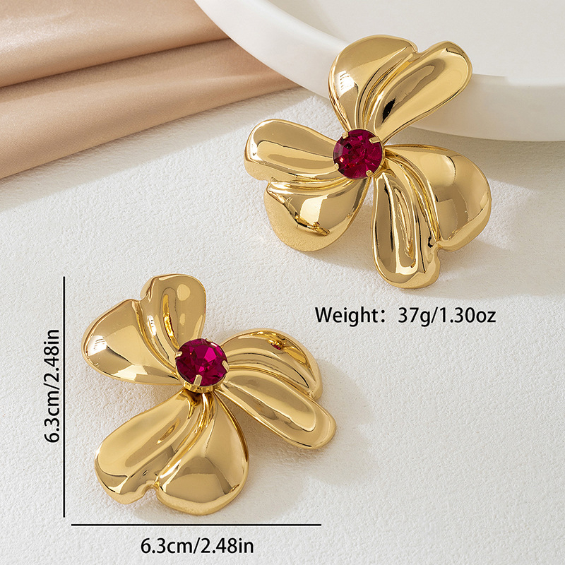 Geometriai formájú fülbevalók ötvözetből, elektroplakálás, rozsdamentes acél fülpálcák, márka Nothing (Anyag: ötvözet; Eljárás: elektroplakálás; Forma: geometriai; Fülpálcák: rozsdamentes acél; Márka: Nothing)